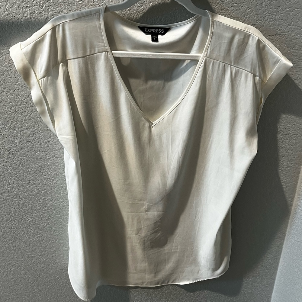 Express Cream Gramercy Tee